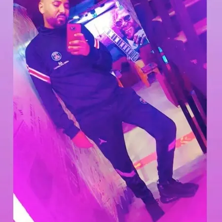 issam — Coiffeur à domicile à Fès