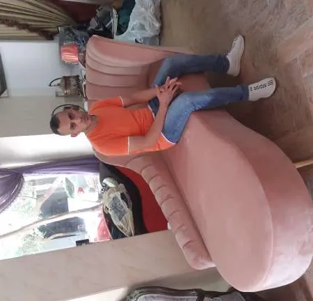 احمد عيسى — تنجيد الأثاث صورة 3