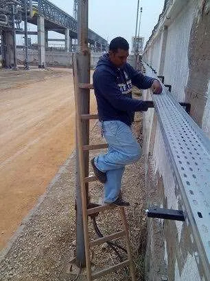 هشام نبيل — كاميرات مراقبة صورة 1