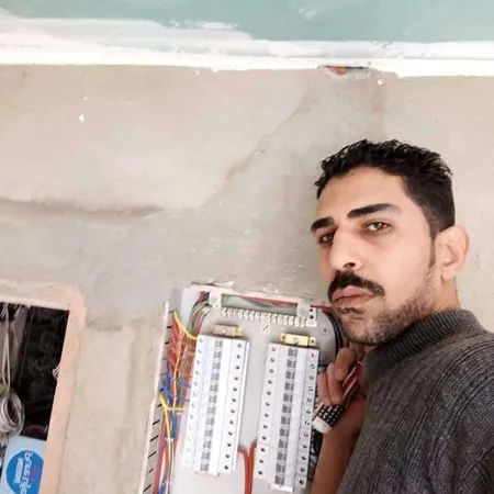 ميلاد جميل — أعمال الكهرباء صورة 2