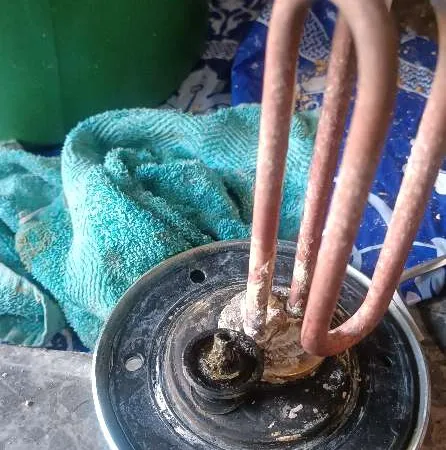 أشغال إصلاح الأجهزة المنزلية في طنجة — عادل الهواري